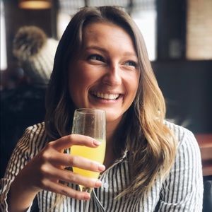 Meet your Posher, Caitlyn